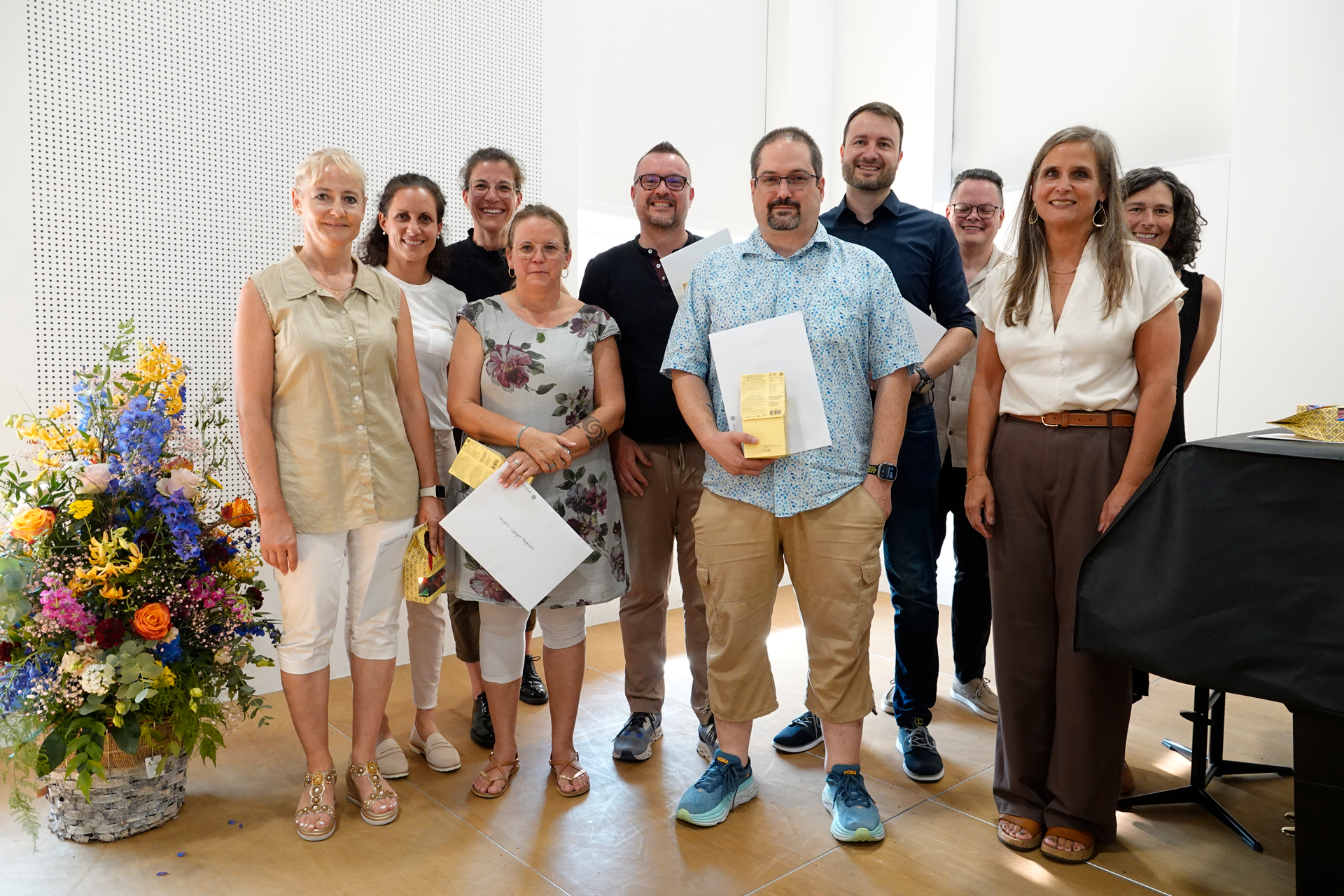 Gruppenfoto Diplomfeier CAS Schulleitung 2025